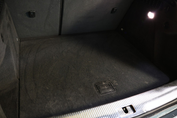 Audi Q3 1.4 TFSI CoD Sport S-Line AUT NAVI LEDER XENON CRUISE ECC '18