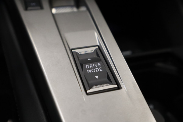 Peugeot 308 SW 1.2 PureTech Allure Navigatie Full-led Adaptive-Cruise 24 maanden garantie mogelijk (*vraag naar de voorwaarden)