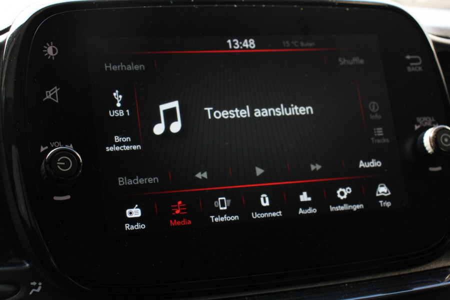 Fiat 500C 1.0 70pk MHEV Lounge Plus | Navigatie | Apple Carplay/Android Auto | Parkeersensor achter | Cruise Control | Climatronic | Start/Stop systeem