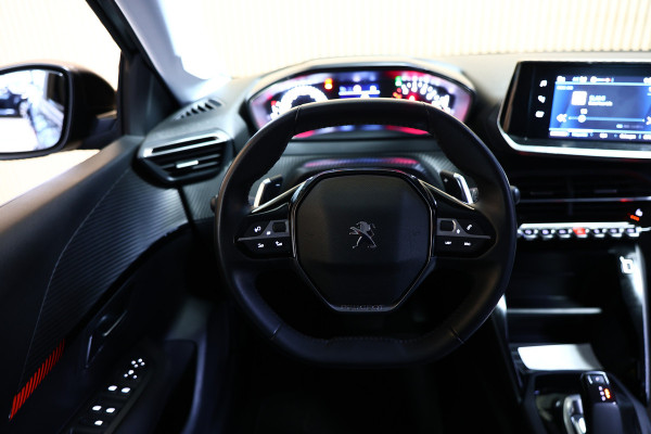 Peugeot 208 1.2 PureTech Allure AUT 1eEIGNR! CARPLAY DAB STOELVW PDC '20
