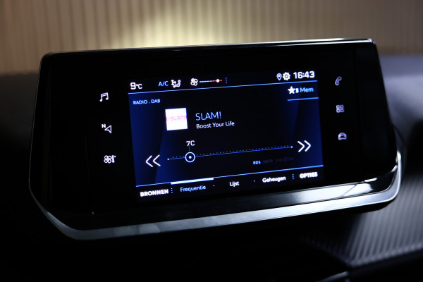 Peugeot 208 1.2 PureTech Allure AUT 1eEIGNR! CARPLAY DAB STOELVW PDC '20