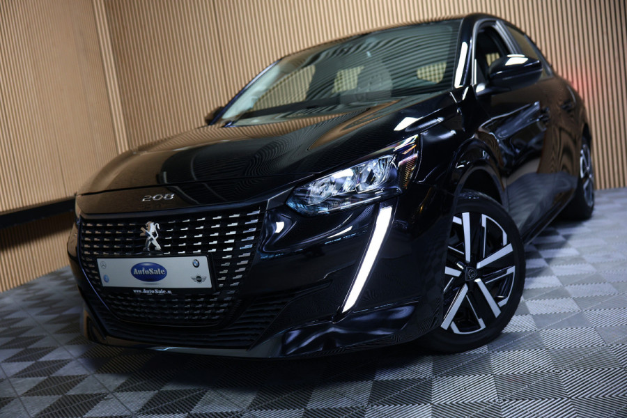 Peugeot 208 1.2 PureTech Allure AUT 1eEIGNR! CARPLAY DAB STOELVW PDC '20