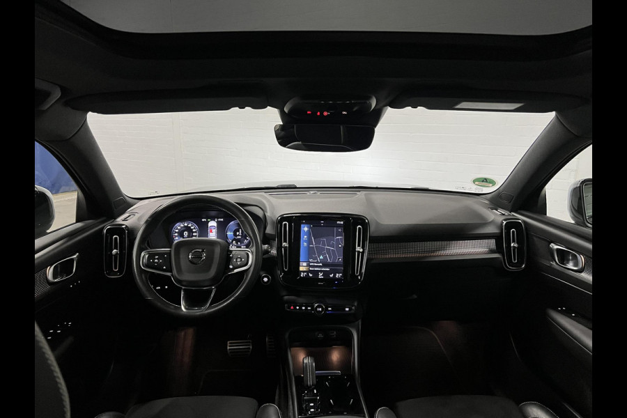 Volvo XC40 T5 Plug-in hybrid R-design Trekhaak | Adaptive Cruise | Open dak | Stoel-/stuurverwarming | Achteruitrij camera | Carplay