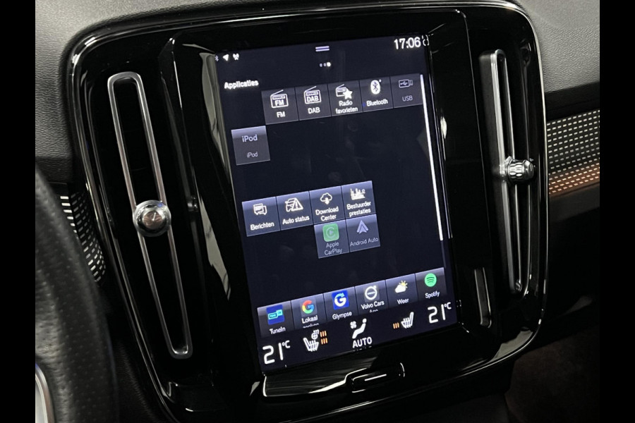 Volvo XC40 T5 Plug-in hybrid R-design Trekhaak | Adaptive Cruise | Open dak | Stoel-/stuurverwarming | Achteruitrij camera | Carplay