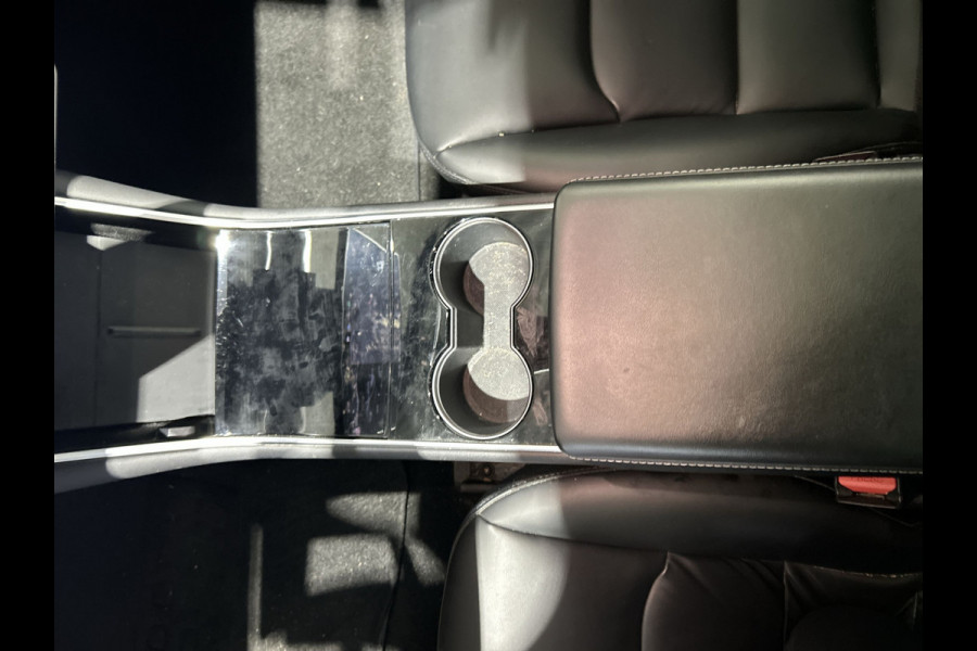 Tesla Model 3 Standard RWD Plus 60 kWh 19'' Velgen | € 16.500,00 netto