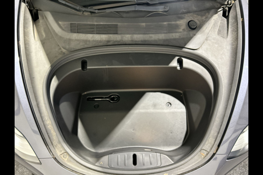 Tesla Model 3 Standard RWD Plus 60 kWh 19'' Velgen | € 16.500,00 netto