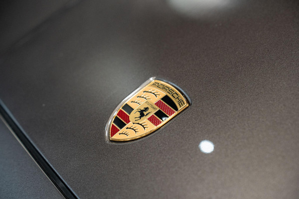 Porsche Cayenne Coupé 3.0 S E-Hybrid *Burmester / Club-Leder Interieur / Vierwielbesturing / Paint-to-Sample / Soft-Close / Stoelventilatie / Keyless*