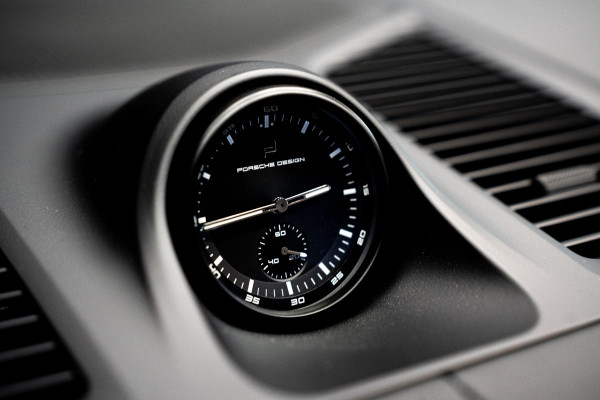 Porsche Cayenne Coupé 3.0 S E-Hybrid *Burmester / Club-Leder Interieur / Vierwielbesturing / Paint-to-Sample / Soft-Close / Stoelventilatie / Keyless*