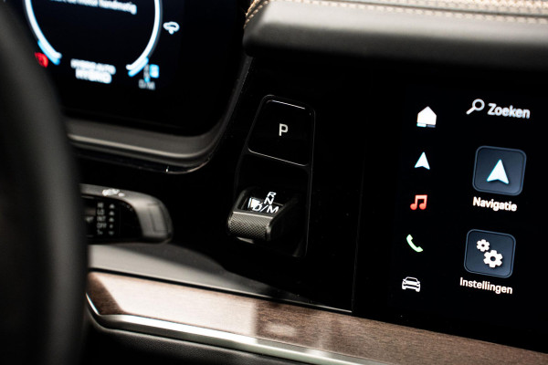 Porsche Cayenne Coupé 3.0 S E-Hybrid *Burmester / Club-Leder Interieur / Vierwielbesturing / Paint-to-Sample / Soft-Close / Stoelventilatie / Keyless*