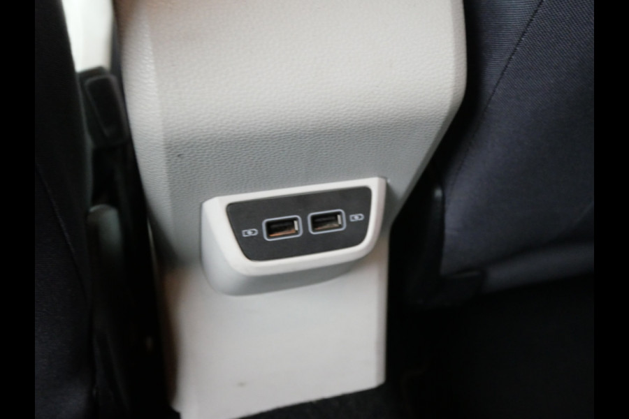 Volkswagen Polo 1.0 TSI BEATS | A.C.C | CARPLAY | ALL-SEASON | NL-AUTO | APK 12-2026!!