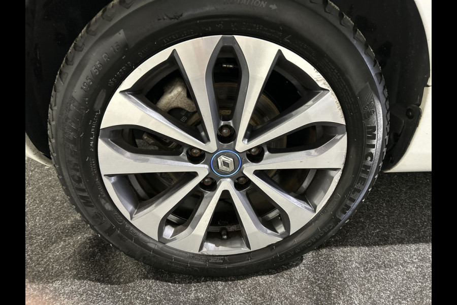 Renault ZOE R135 Zen 52 kWh Parkeersensoren voor en achter | Parkeer Camera Soh (batterijcheck) Waarde 95,7 %!