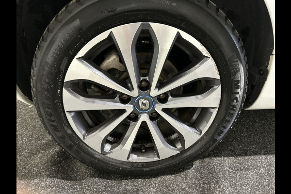 Renault ZOE R135 Zen 52 kWh Parkeersensoren voor en achter | Parkeer Camera Soh (batterijcheck) Waarde 95,7 %!