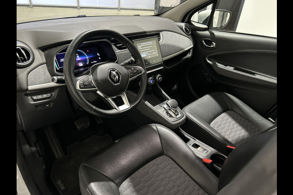 Renault ZOE R135 Zen 52 kWh Parkeersensoren voor en achter | Parkeer Camera Soh (batterijcheck) Waarde 95,7 %!