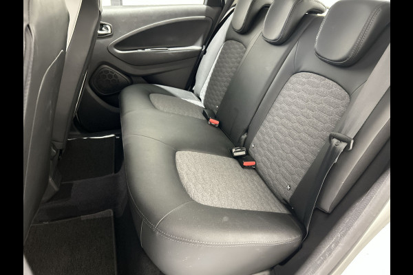 Renault ZOE R135 Zen 52 kWh Parkeersensoren voor en achter | Parkeer Camera Soh (batterijcheck) Waarde 95,7 %!