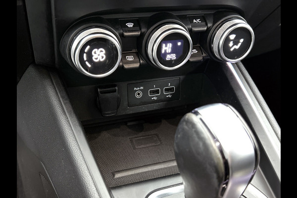 Renault Clio 1.3 TCe line(Goed OnderH, Camera, Trekhaak, Carplay, Climate Con, Navi, Etc)