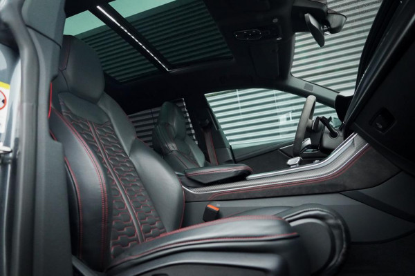 Audi Q8 4.0 TFSI RS Q8 quattro / NL Auto / Pano / Keramisch / Performance / Stoelklima