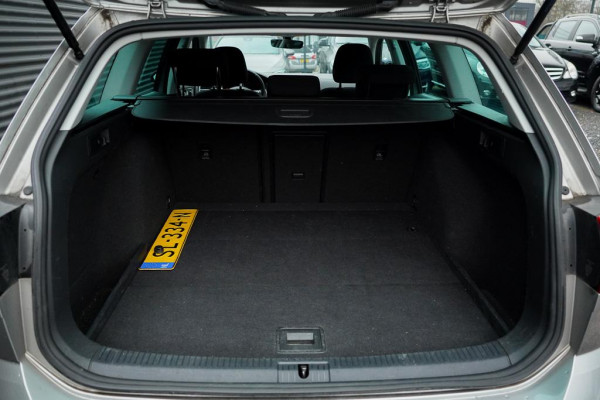 Volkswagen Golf Variant 1.0 TSI Comfortline / Navi / Incl BTW / Carplay / NL Auto