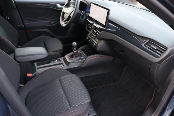 Ford Focus 1.0 EcoBoost Hybrid ST Line X 155pk org.NL head-up trekhaak camera stuur+stoel+raamverw.