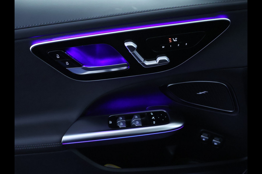 Mercedes-Benz C-Klasse Estate 300 e AMG Plug-In Hybride Edition AMG-Line | Panorama Schuif-Kanteldak | Alarm Klasse 3  |360° camera | Stuur en Stoelverwarming. Inclusief 24 maanden Mercedes-Benz Certified garantie voor Europa.