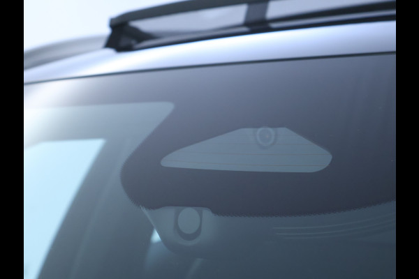 Mercedes-Benz C-Klasse Estate 300 e AMG Plug-In Hybride Edition AMG-Line | Panorama Schuif-Kanteldak | Alarm Klasse 3  |360° camera | Stuur en Stoelverwarming. Inclusief 24 maanden Mercedes-Benz Certified garantie voor Europa.