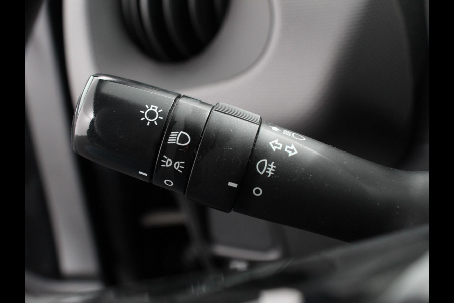 Peugeot 108 1.0 e-VTi Active | Navigatie | Apple Carplay/Android Auto | Touchscreen | Airco | Bluetooth | Led | 5 deurs