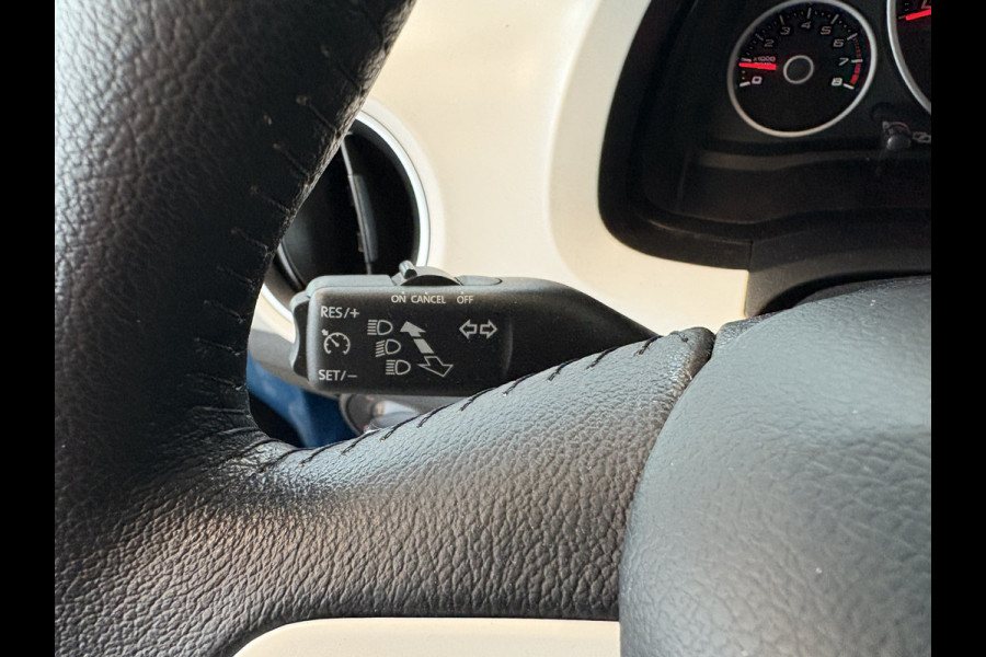 Seat Mii 1.0 Style Intense 5-drs. BEATSAUDIO/CRUISE/MEDIA/PDC/WINTERPACK