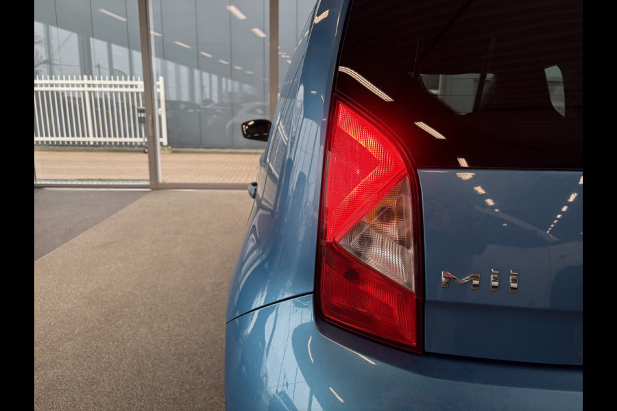 Seat Mii 1.0 Style Intense 5-drs. BEATSAUDIO/CRUISE/MEDIA/PDC/WINTERPACK