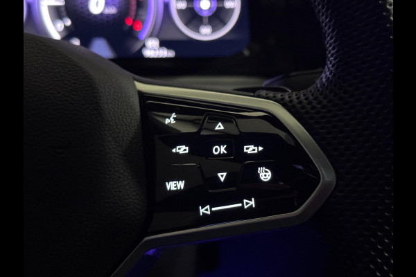 Volkswagen Golf 2.0 TDI GTD | PANO | HARMAN KARDON | IQ LIGHT | HEAD UP