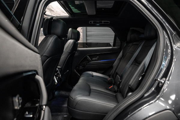 Land Rover Range Rover Sport 3.0 P460e Dynamic HSE PHEV *Meridian / Panorama / Surround-View / SV Bespoke Full Extended Leather Upgrade / Keyless*