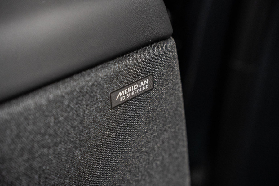 Land Rover Range Rover Sport 3.0 P460e Dynamic HSE PHEV *Meridian / Panorama / Surround-View / SV Bespoke Full Extended Leather Upgrade / Keyless*