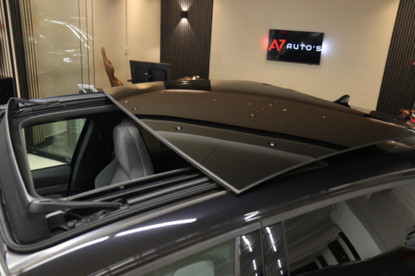 Volkswagen Golf 1.5 eTSI R-Line 150 PK BLACKSTYLE/PANO/CARPLAY/ACC/LANEASSIST/VOL