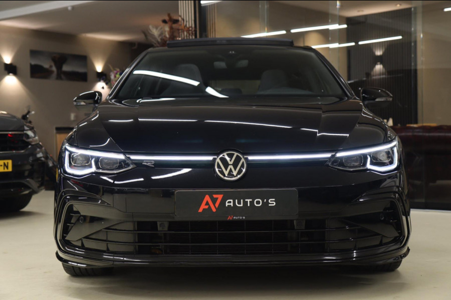 Volkswagen Golf 1.5 eTSI R-Line 150 PK BLACKSTYLE/PANO/CARPLAY/ACC/LANEASSIST/VOL