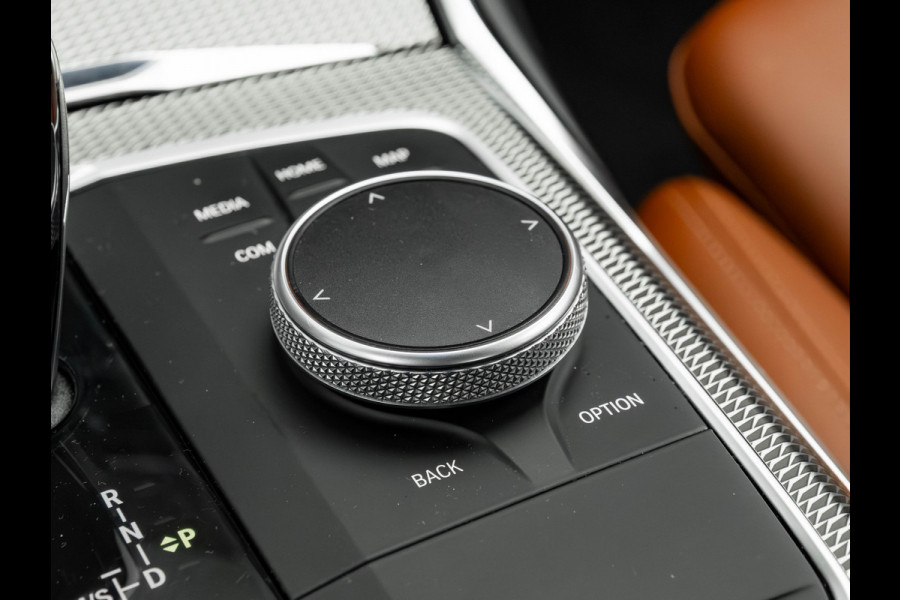 BMW 3-serie M340i xDrive - Individual Leder - Head-Up - Harman Kardon - Parking Ass Plus