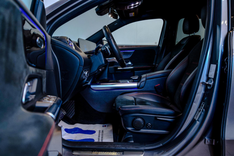 Mercedes-Benz GLA 250 e AMG Line Trekhaak|Dodehoek|Camera|Elektrische Achterklep|