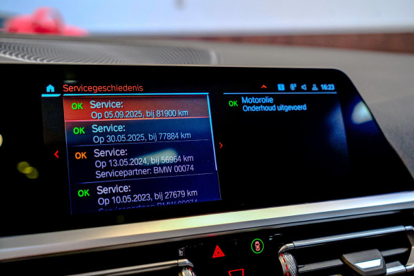 BMW 3-serie 330i High Executive M-Sport|Schuifdak|Laser|Elektr.Stoelen|