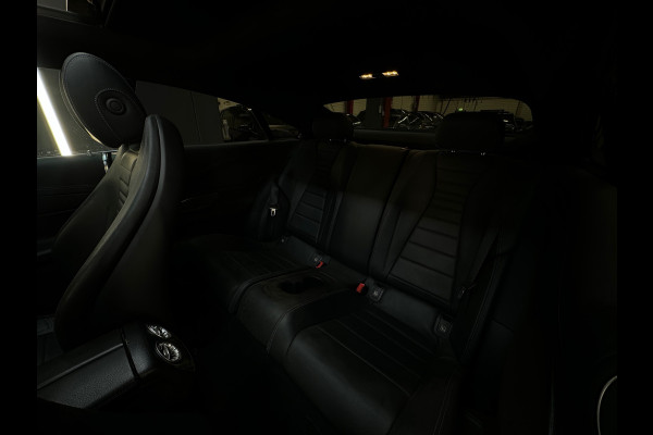 Mercedes-Benz E-Klasse Coupé 300 Business AMG Pano|Burmester