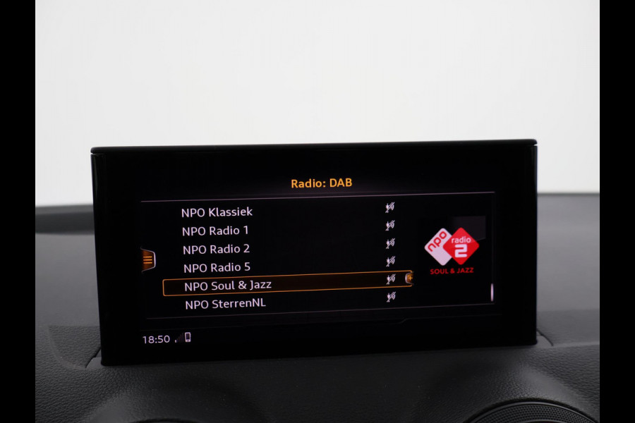 Audi Q2 35 TFSI 1.5 TSI 150 PK AUT. + ADAPTIVE CRUISE | CAMERA | APPLE CARPLAY | STOELVERW. | 27.804 KM!