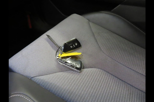 Škoda ENYAQ iV 60 SOH 92% Airco ECC Navi Carplay PDC VA + Camera LMV 19" Full LED