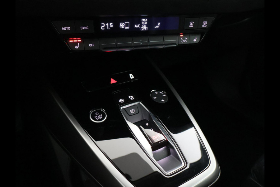 Audi Q4 e-tron 40 ADVANCED EDITION 77 KWH + LEDER SPORTINTERIEUR | ADAPTIVE CRUISE | 20 INCH | CAMERA | STOELVERW.