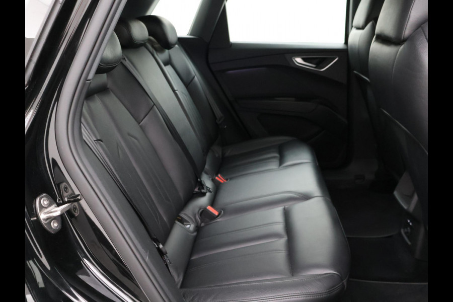 Audi Q4 e-tron 40 ADVANCED EDITION 77 KWH + LEDER SPORTINTERIEUR | ADAPTIVE CRUISE | 20 INCH | CAMERA | STOELVERW.