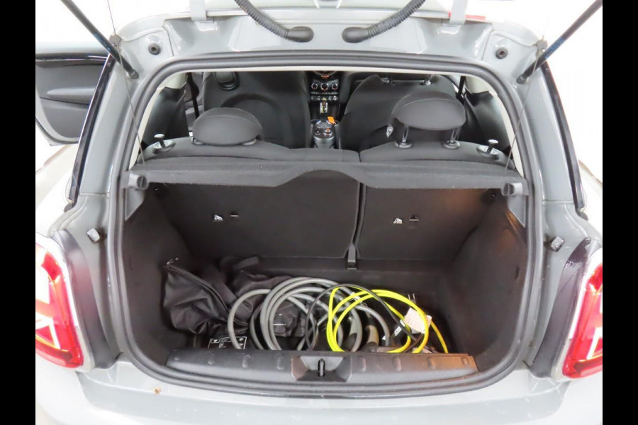 MINI Mini Electric Basic 33 kWh SOH 96% Airco ECC Navi Carplay Cruise Control Digital Dash Full LED Sportstoelen