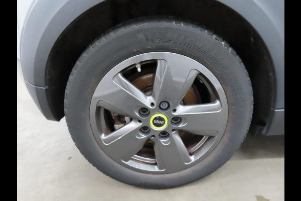 MINI Mini Electric Basic 33 kWh SOH 96% Airco ECC Navi Carplay Cruise Control Digital Dash Full LED Sportstoelen