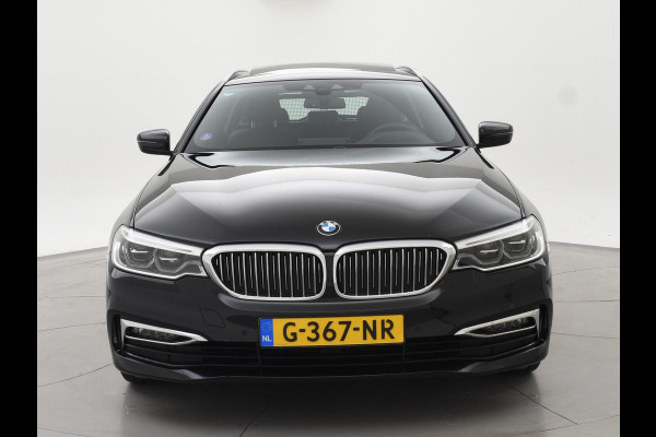 BMW 5 Serie Touring 520i HE LUXURY + PANORAMA | HEAD-UP | LIVE COCKPIT | 1e EIGENAAR | SFEERVERLICHTING | LEDER