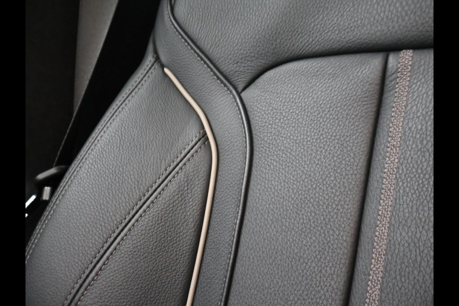 BMW 5 Serie Touring 520i HE LUXURY + PANORAMA | HEAD-UP | LIVE COCKPIT | 1e EIGENAAR | SFEERVERLICHTING | LEDER