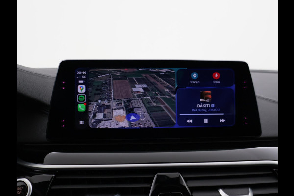 BMW 5 Serie Touring 520i HE LUXURY + PANORAMA | HEAD-UP | LIVE COCKPIT | 1e EIGENAAR | SFEERVERLICHTING | LEDER