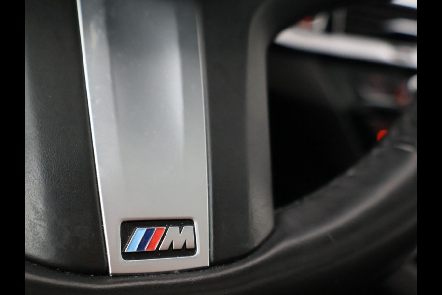 BMW 5 Serie Touring 520i HE LUXURY + PANORAMA | HEAD-UP | LIVE COCKPIT | 1e EIGENAAR | SFEERVERLICHTING | LEDER