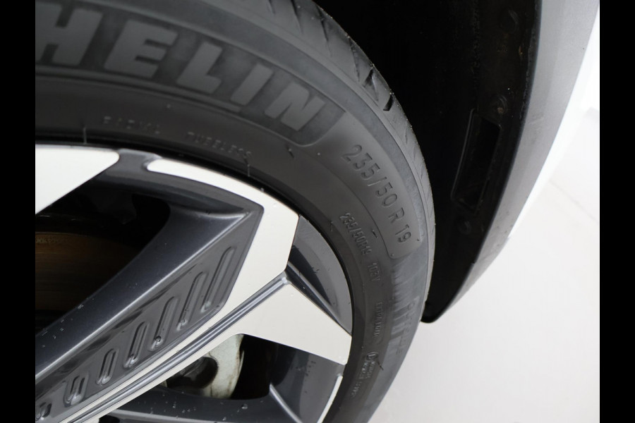 Hyundai Tucson 1.6 T-GDI HEV 230 PK AUT. HYBRID + ADAPTIVE CRUISE | 19 INCH | CAMERA | STOELVERWARMING | APPLE CARPLAY
