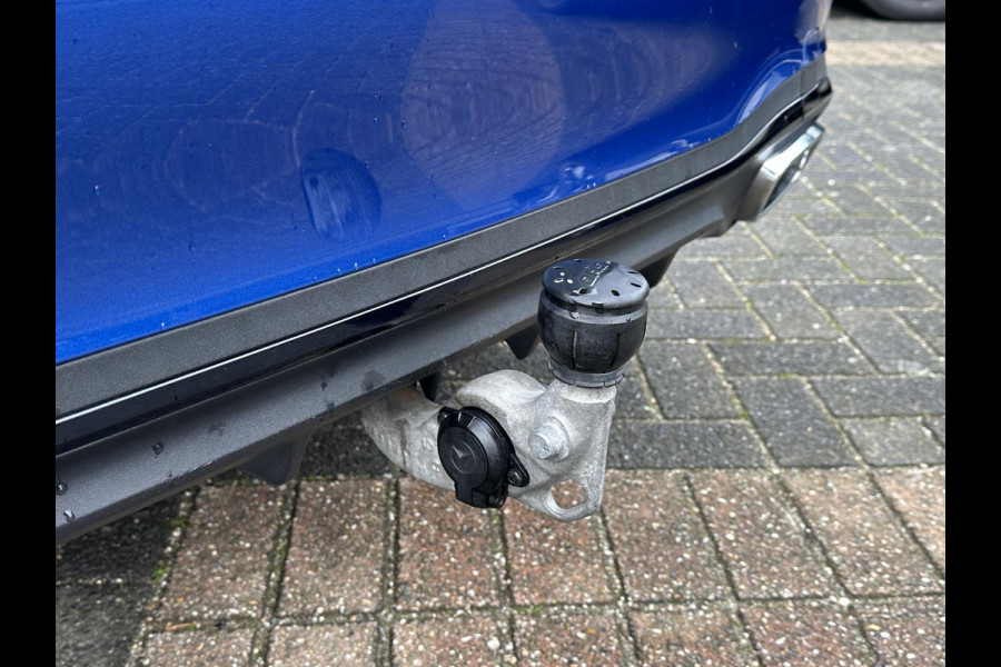 Mercedes-Benz C-Klasse 300 e AMG Line PHEV| SUPER COMPLEET| PANO| ELEK. TREKHAAK. | ELEK. ACHTERKLEP| ELEK. STOELEN| ADAPTIVE CRUISE| DODE HOEK|