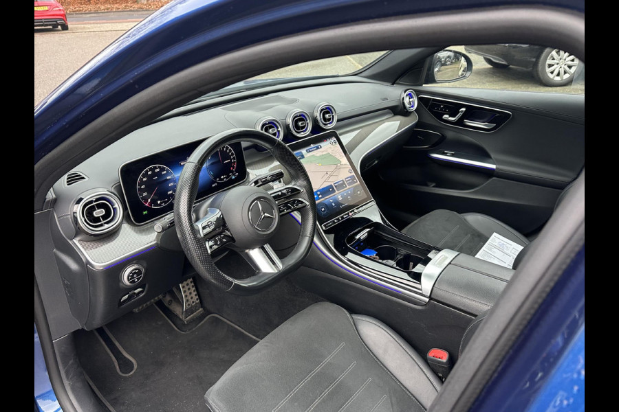 Mercedes-Benz C-Klasse 300 e AMG Line PHEV| SUPER COMPLEET| PANO| ELEK. TREKHAAK. | ELEK. ACHTERKLEP| ELEK. STOELEN| ADAPTIVE CRUISE| DODE HOEK|
