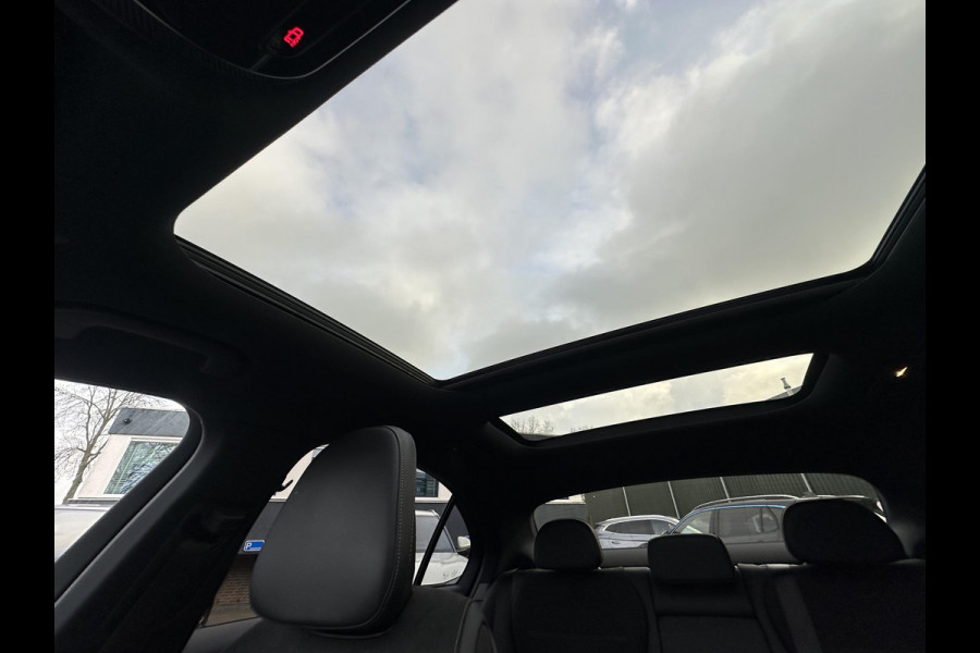Mercedes-Benz C-Klasse 300 e AMG Line PHEV| SUPER COMPLEET| PANO| ELEK. TREKHAAK. | ELEK. ACHTERKLEP| ELEK. STOELEN| ADAPTIVE CRUISE| DODE HOEK|